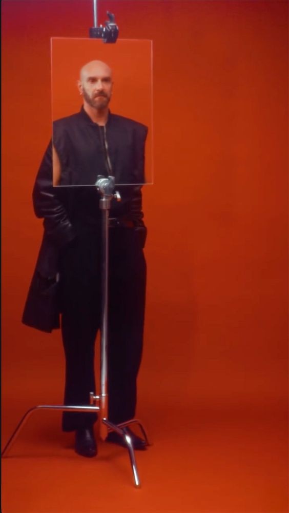 Kompromat - LIFT ME UP - 1